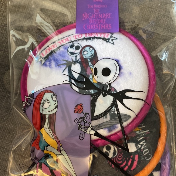 Reusable Cleansing Pads: The Nightmare Before Christmas - Picture 3 of 5